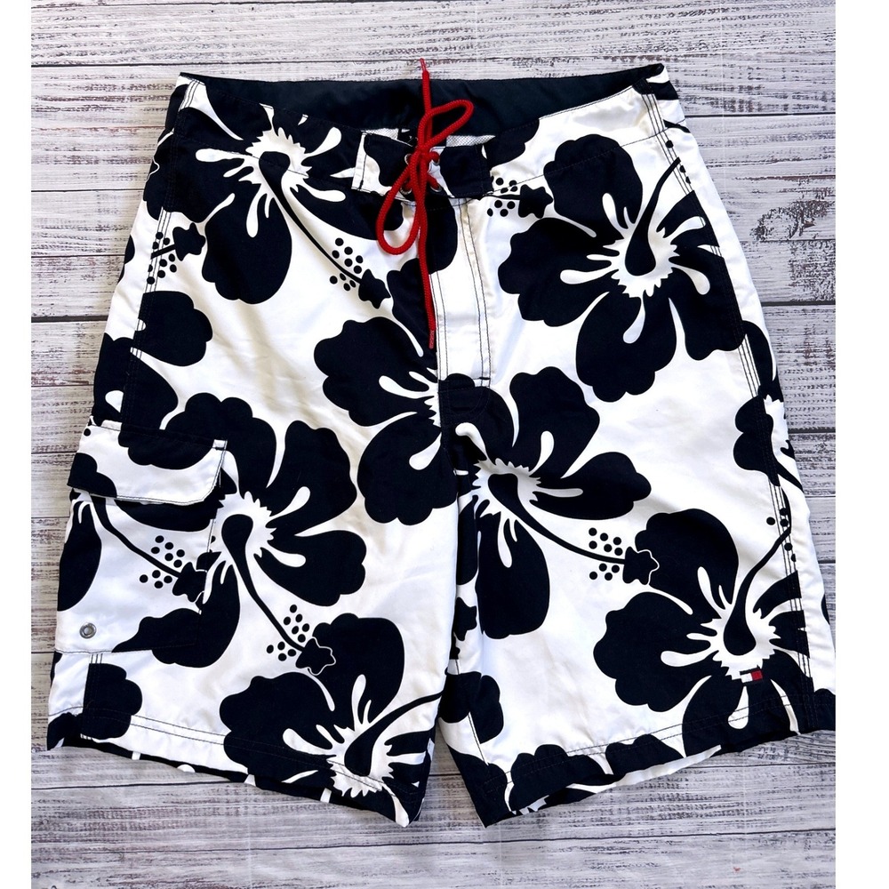 Tommy Hilfiger Board Shorts Mens M White Navy Hibiscus Floral Cargo Pocket